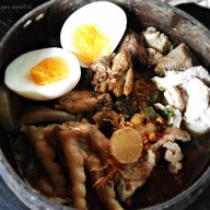 ก๋วยเตี๋ยวเรือสามสหาย อุดรธานี