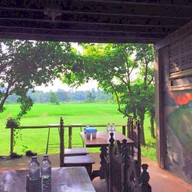 ครัวดอกซอมพอ