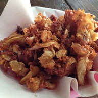 ปุ้ม ก๋วยเตี๋ยวสูตรสมุนไพร