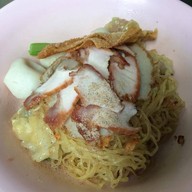 บะหมี่เกี๊ยว สีลมซอย 10