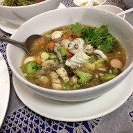 ร้านอาหารคุณใหญ่