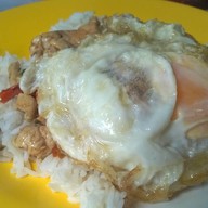 แพนเค้ก & ฟิล์ม (ก๋วยเตี๋ยวและอาหารตามสั่ง) ถนน สรรพวุธ