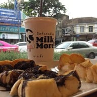 Milk & More นางเลิ้ง