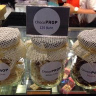 Brownie Prop Central salaya