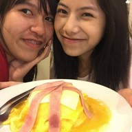 Roselamoon Cafe & Restaurant ปทุมธานี