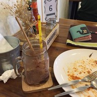 Roselamoon Cafe & Restaurant ปทุมธานี