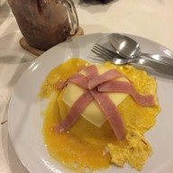 Roselamoon Cafe & Restaurant ปทุมธานี