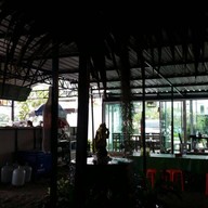 ชบาริมแม่น้ำ