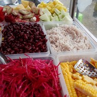 ร้านสลัดหน้าข่วง