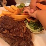 lorenzo's Wine House