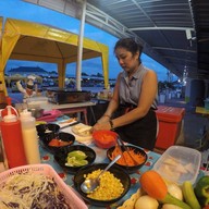 ยัยใหม่ สเต็ก@ตลาดนัดเลิศนิมิตร