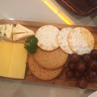 lorenzo's Wine House