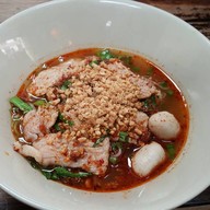 เส้นเล็กหมูต้มยำน้ำใส ธรรมดาจ๊ะ