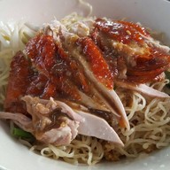 ร้านเป็ดแม่หมวย