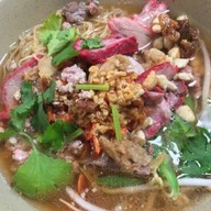 ก๋วยเตี๋ยวคุณรัตน์ Ras Noodle North Hollywood