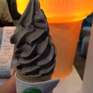 ho-MU Soft Cream เค วิลเลจ