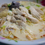 ข้าวมันไก่บุญมี