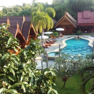 ศรีสวัสดิ์รีสอร์ท