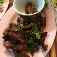 อีสานปูเสื่อ