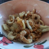 ข้าวหมูทอด-ไก่ทอด น้ำจิ้มแจ่ว หมู่บ้านคณาทรัพย์ หมู่บ้านคณาทรัพย์