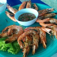 พิภพภัทรซีฟู๊ด (เฟิร์ส) หาดเจ้าหลาว