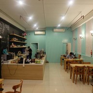 ชนนม