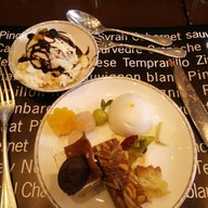 Déjà Vu Pullman Bangkok King Power Hotel