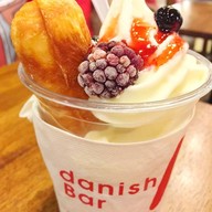 Danish Bar เซ็นทรัลลาดพร้าว