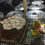 ขนมครกกะทิสด เจ้าเก่าโรงเจ ตลาดน้อย โรงเจ ตลาดน้อย