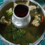 ร้านอาหารฉลองชัยปลาเผา