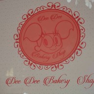 Dee Dee Bakery Shop Cartoon Network Amazone Pattaya