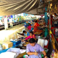 เจ้เล็ก ก๋วยเตี๋ยว กะลา