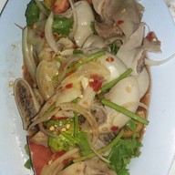 ลาบอุบล