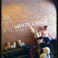 White Chalk Dessert Cafe