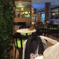 Augusto Smoothy Bar สนามบินสุราษฏร์ธานี