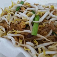 ผัดหมี่โคราชแม่เรณู