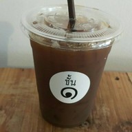 ชั้น ๑ คาเฟ่