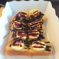 Moo Moo's Cafe Tubtieng , Trang