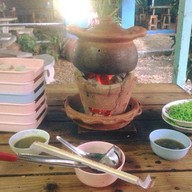 ซุ้ม 2 หมูจุ่ม สาขา นิมมาน