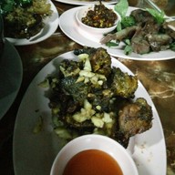 ลาบไก่สันติธรรม 1