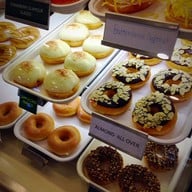 Krispy Kreme ซีคอน บางแค