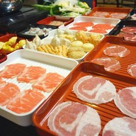 แจ่วโว๊ยยย Shabu and Bistro