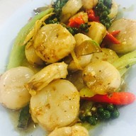 พิภพภัทรซีฟู๊ด (เฟิร์ส) หาดเจ้าหลาว