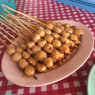 ถนอมศรีก๋วยเตี๋ยวปลา