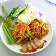 ก๋วยเตี๋ยวเรืออยุธยาลุงปื้ด