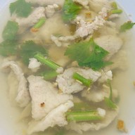 เจ๊แดงข้าวเลือดหมู