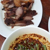 ร้านลาบไก่ยามแลง