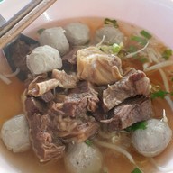 ก๋วยเตี๋ยวพริกกะเหรี่ยง ป่าเส้า-ลำพูน