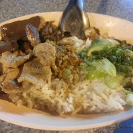 ก๋วยจั๊บ วัดโรงช้าง