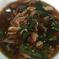 เนื้อต้มบ้านสิงห์กำนันยงค์